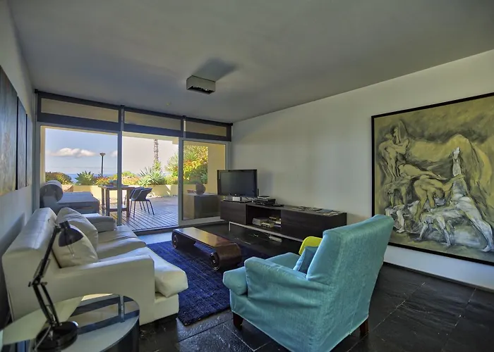 Atlantic Garden Sunset Apartment